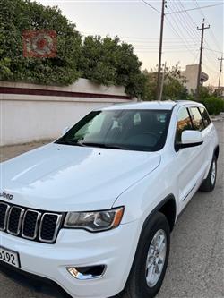 جیپ گراند شیرۆکی